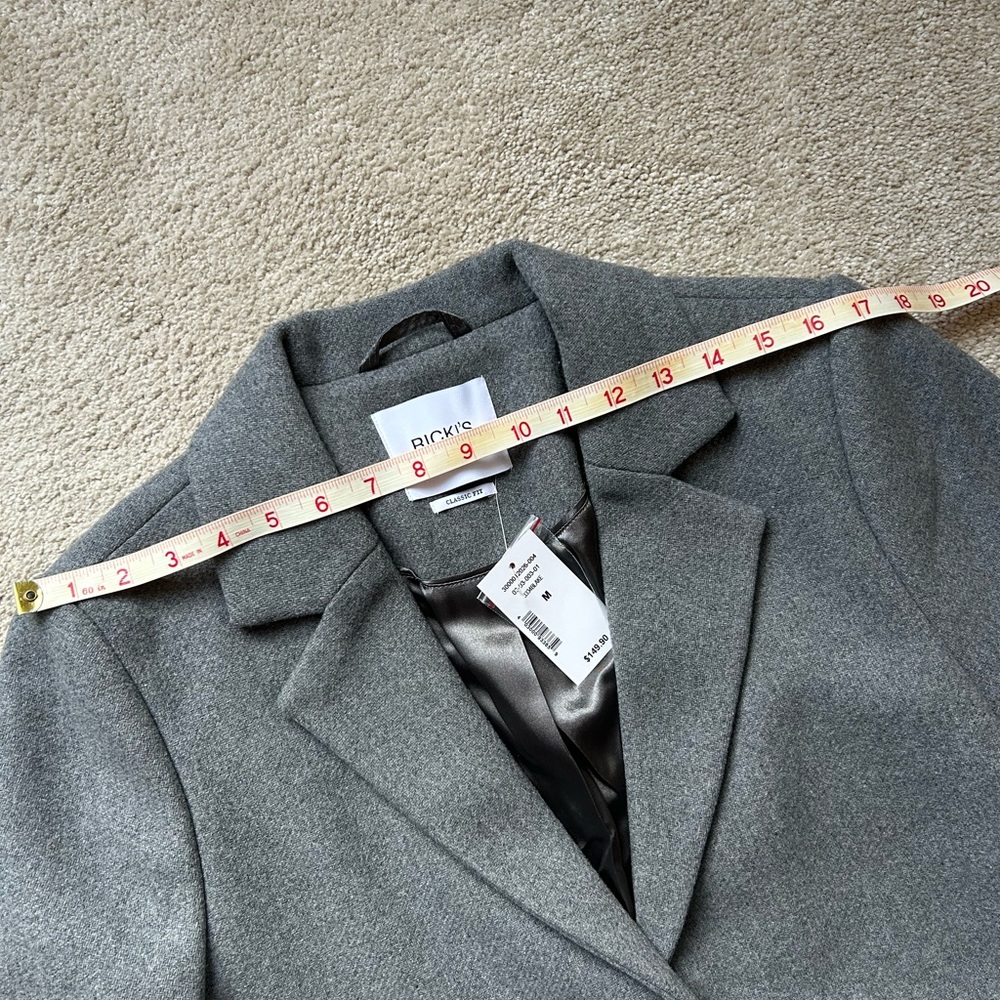 ✨Host Pick ✨ Ricki's Elegant Gray Blazer - Picture 4 of 8